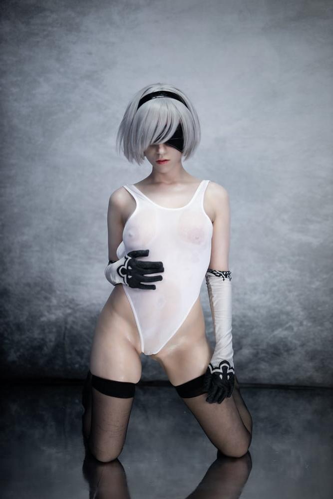 20P Lana 2B Cosplay