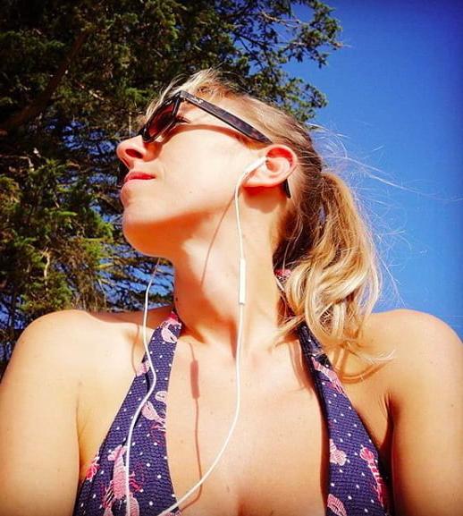 14P NADEGE 33 Y FRENCH WHORE FROM BREST