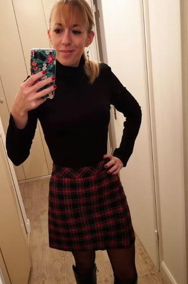 14P NADEGE 33 Y FRENCH WHORE FROM BREST