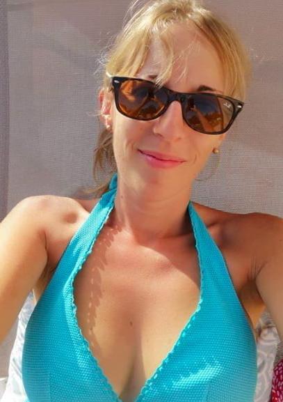 13P NADEGE 33 Y FRENCH WHORE FROM BREST