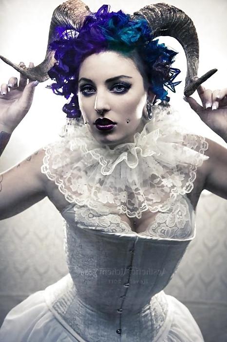 25P Corset 10!