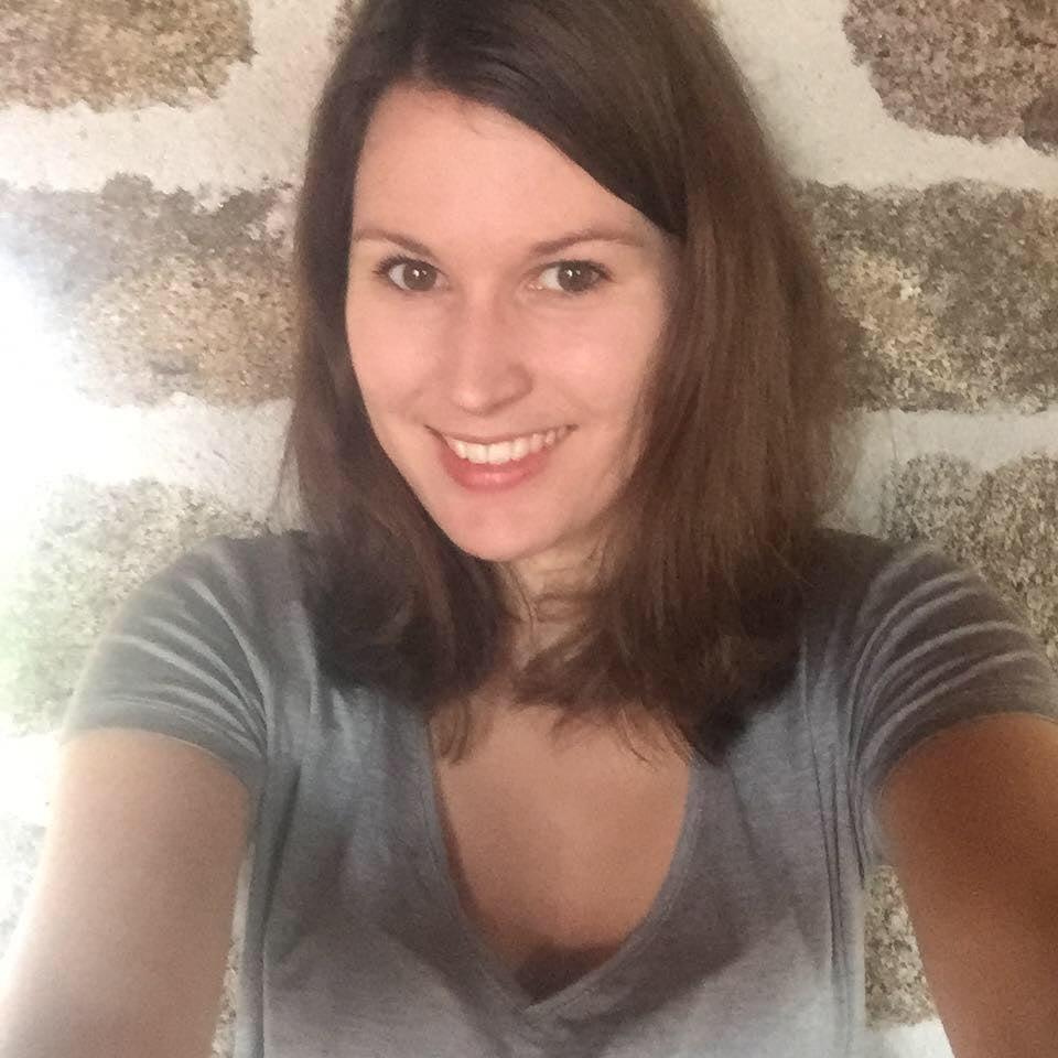 25P Adeline 27 ans