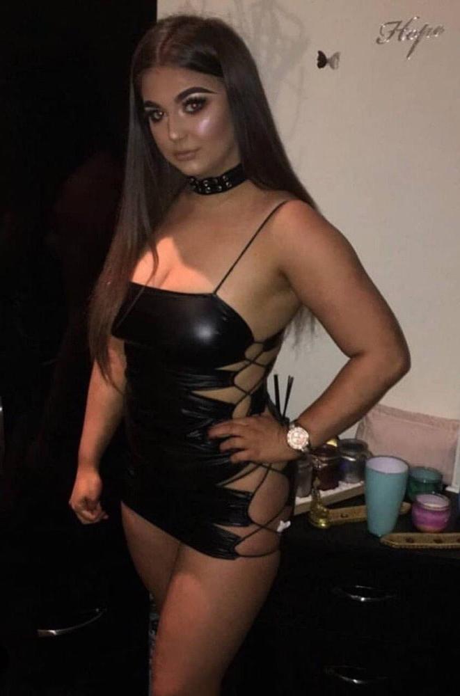 25P How real sluts dress 8