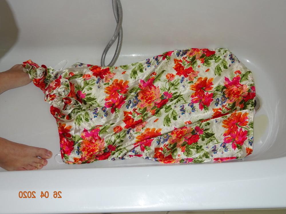 5P pissed on floral 3 dress