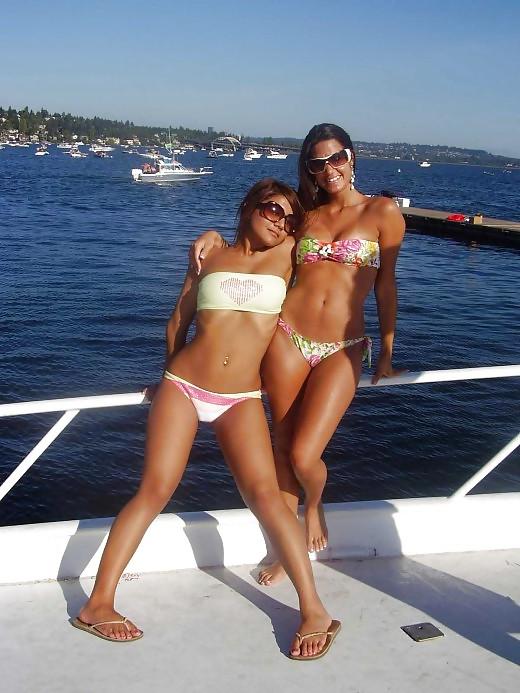 15P Spoiled amateur whores on a boat.