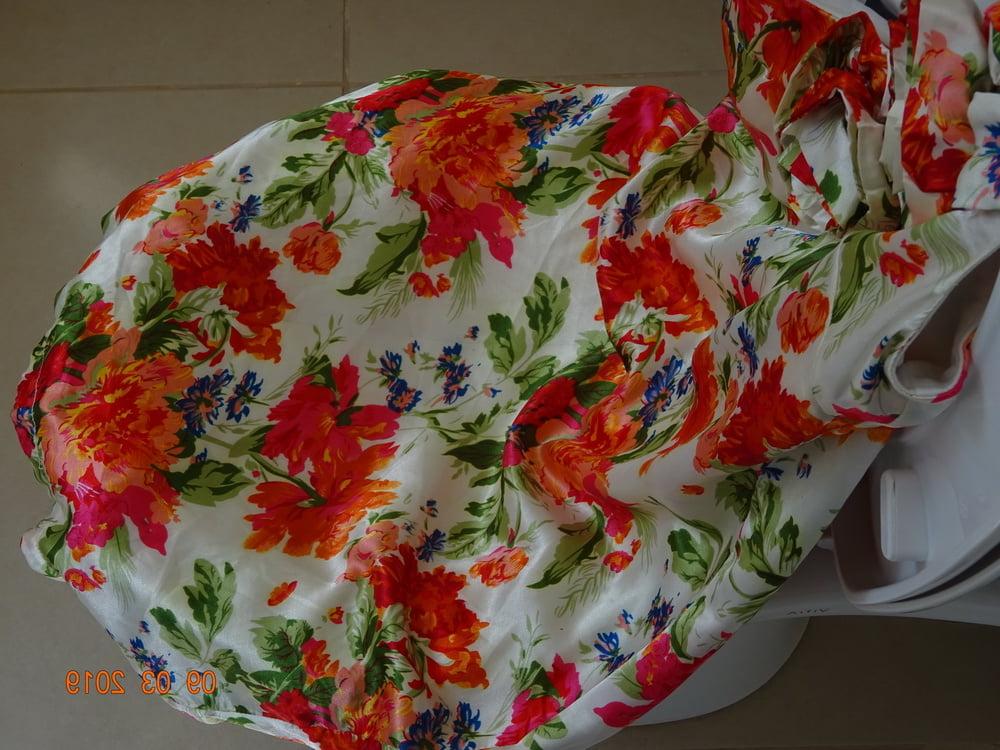 9P floral dress 3 piss