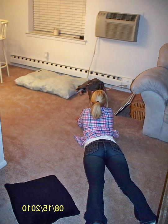 17P Nice Ass in Blue Jeans 