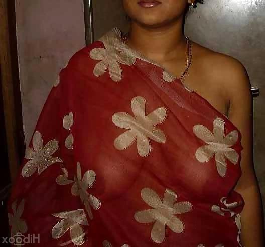 25P Indian Busty House Wife