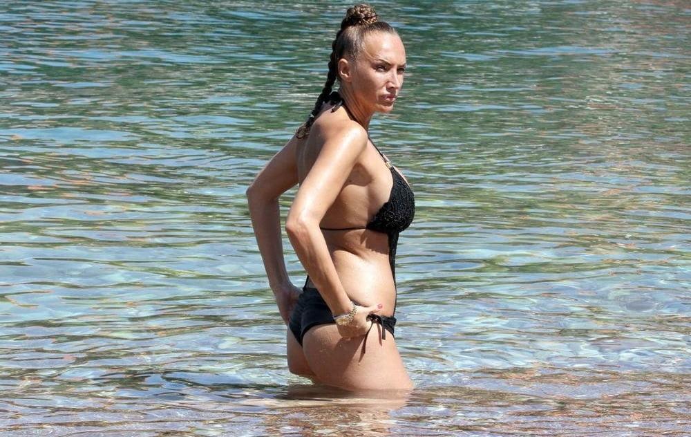 25P Serbian Busty Milf-Goga