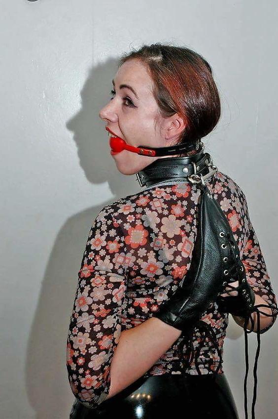 21P Submissive bitch'es