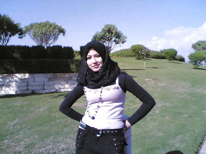 13P I Want to bring them down from my penis hijab