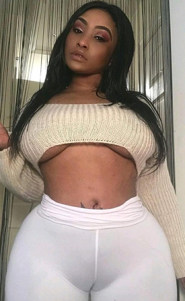 10P Black Cameltoe 2