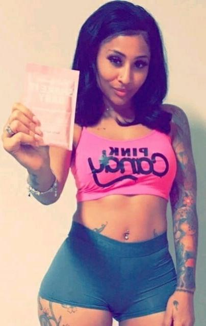10P Black Cameltoe 2