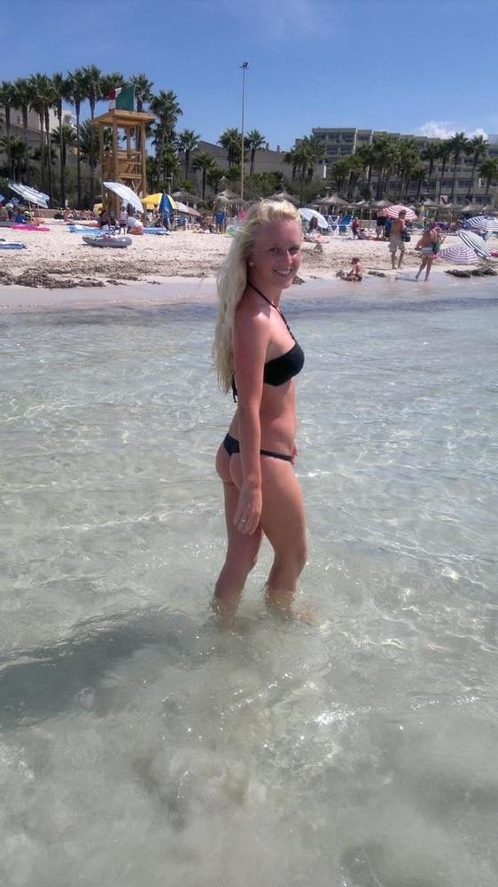 25P Women Need Exposure 856 - Young Blonde Holiday