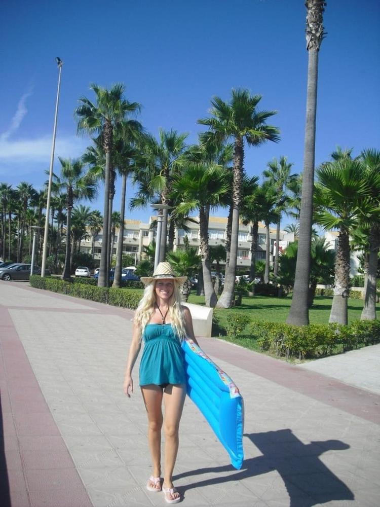 25P Women Need Exposure 856 - Young Blonde Holiday