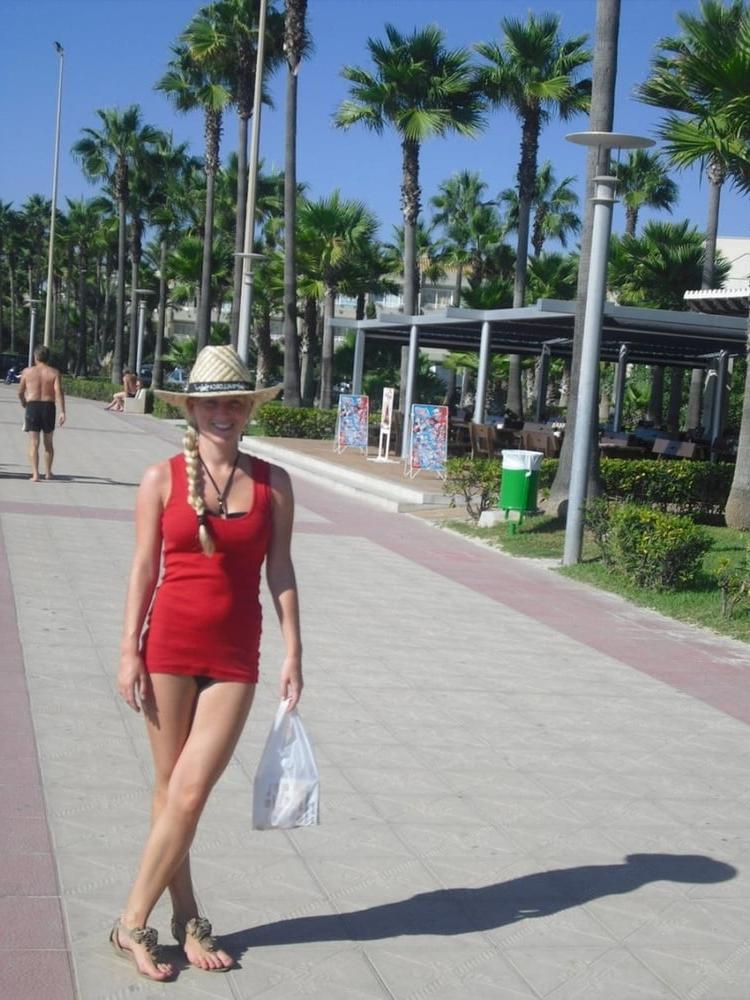 25P Women Need Exposure 856 - Young Blonde Holiday