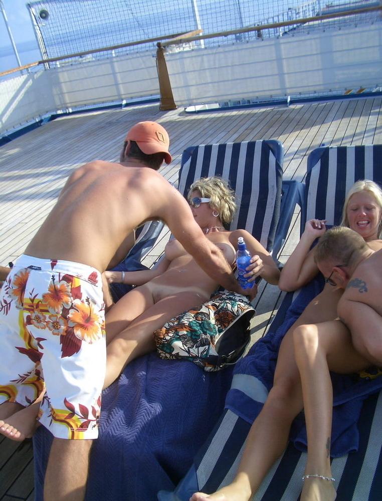 25P party where ALLthe LADIES are    FUCKEC