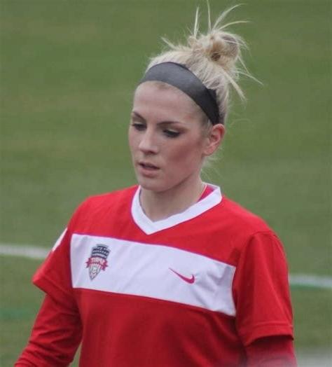 25P Canadian  soccer  girlfriend