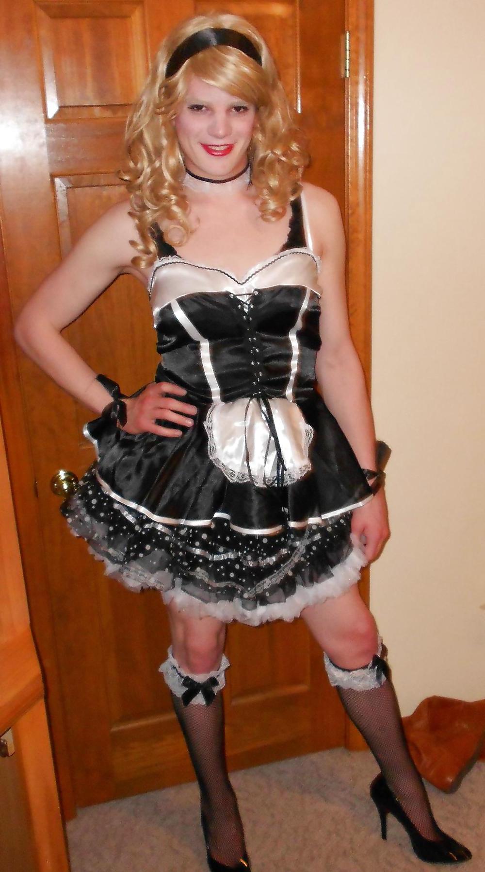 25P French Maid Sissy Vanessa