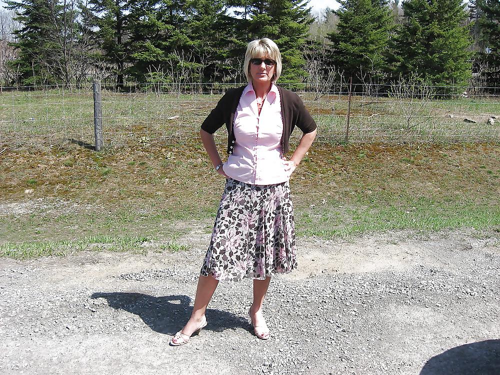 16P A Tall and Sexy Walk in the Park
