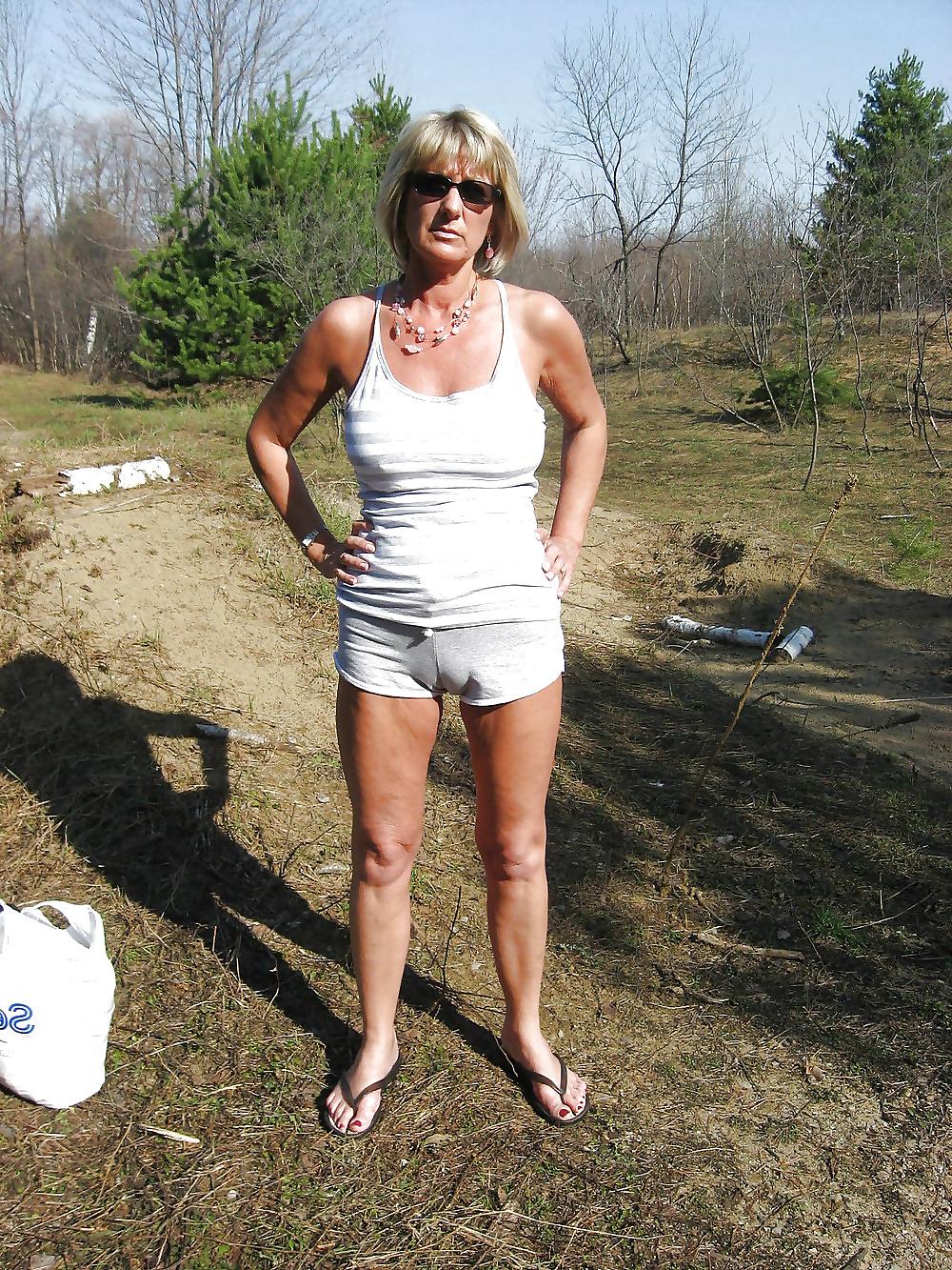 16P A Tall and Sexy Walk in the Park