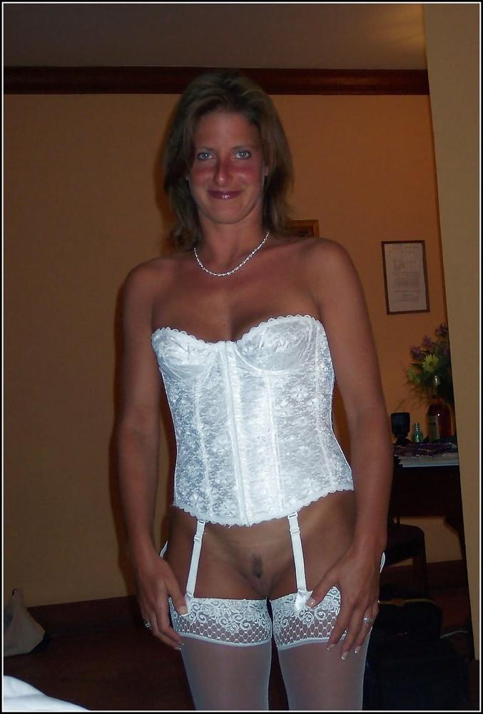 25P MiX: Women in lingerie high heels and nylon stockings  I