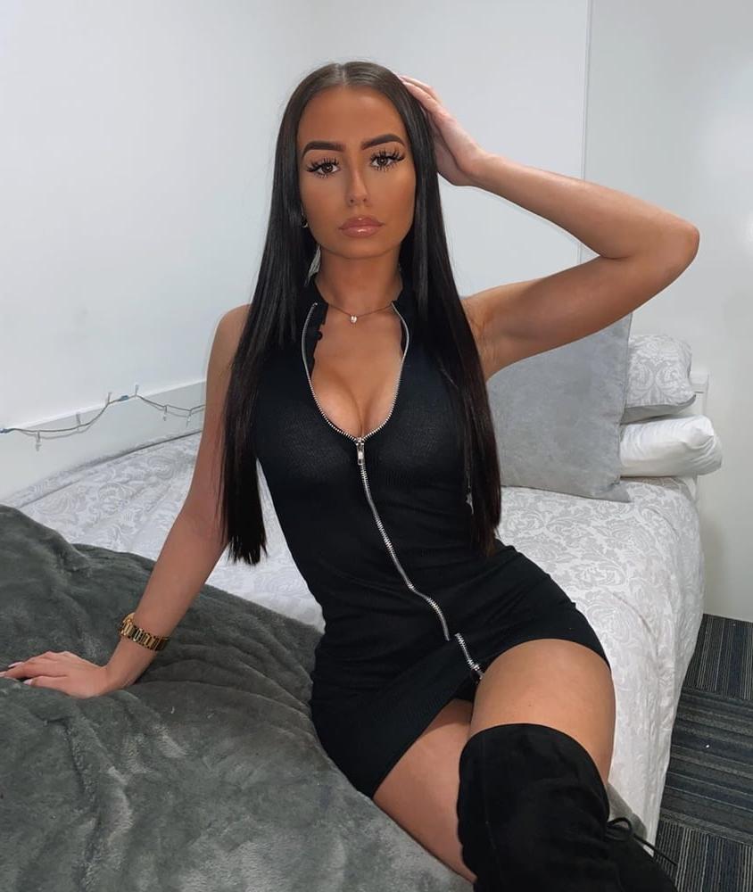 23P sexy as fuck Slut