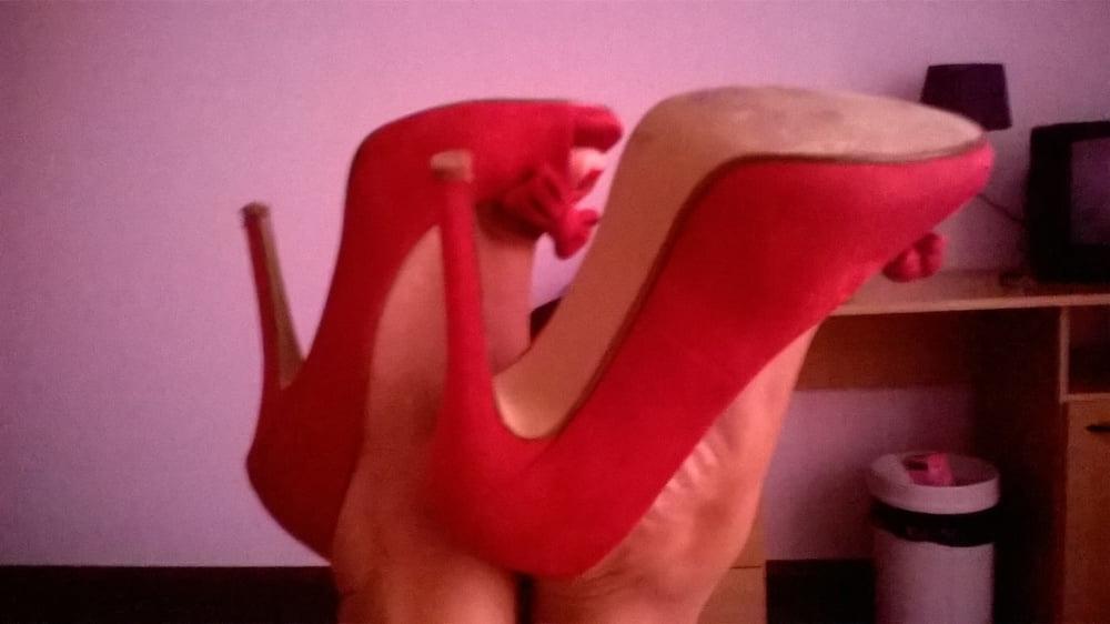 19P high heels