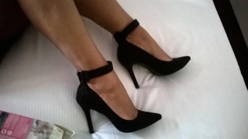 19P high heels