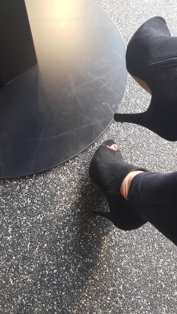 19P high heels