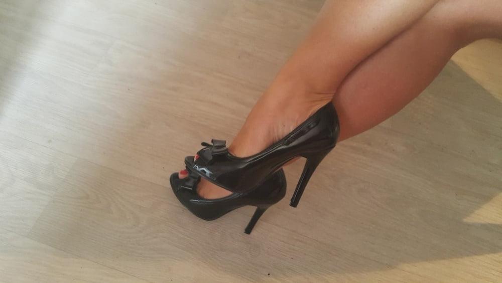 19P high heels