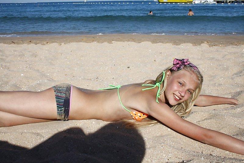 21P Fun on the Beach - 3