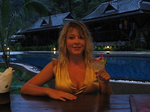 25P Dutch mommy on Holliday