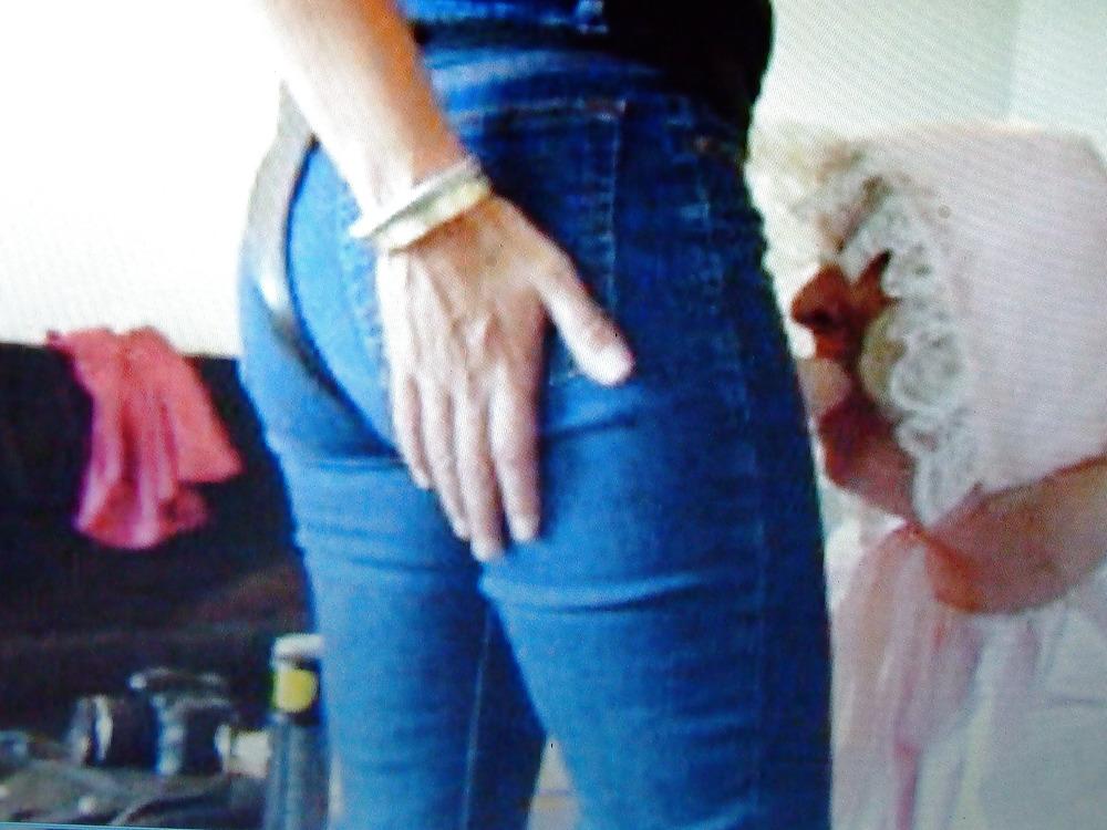 23P Mistress Alisha Gets Serious Comments Please!