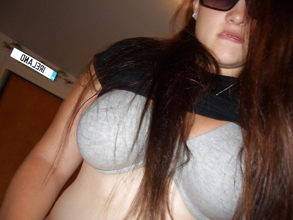 25P Busty Cutie At Home