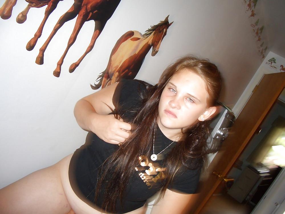 25P Busty Cutie At Home
