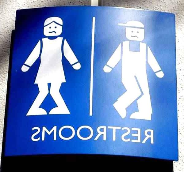 25P Funny restrooms