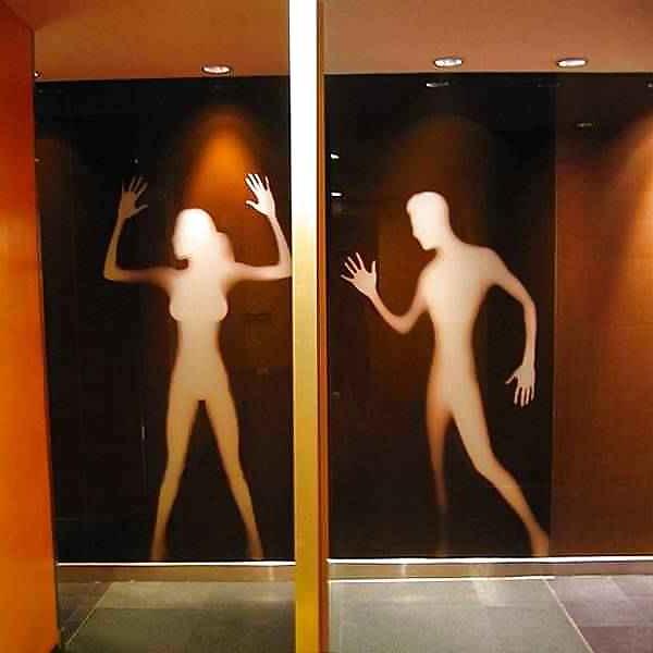 25P Funny restrooms