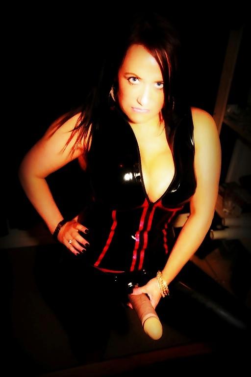21P Mistress Real