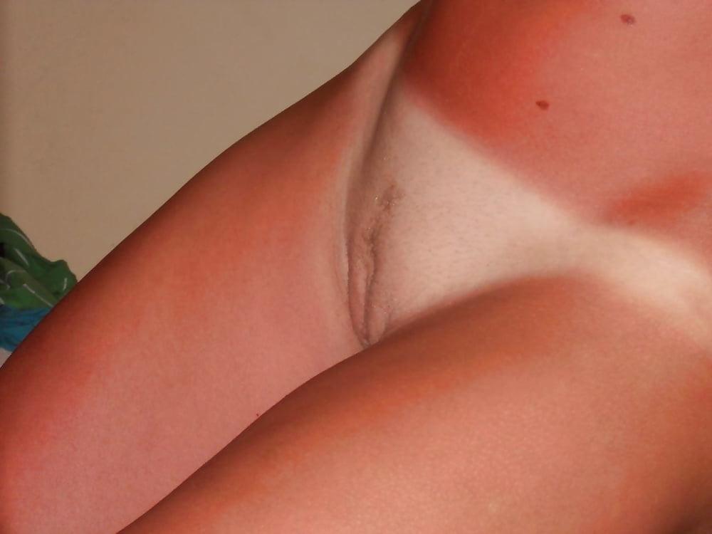 20P Friend's ExGirl naked on Holiday in Greece