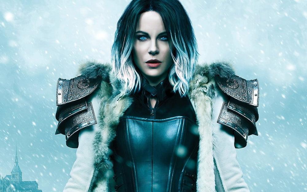 25P Kate Beckinsale Fit As Fuck 2