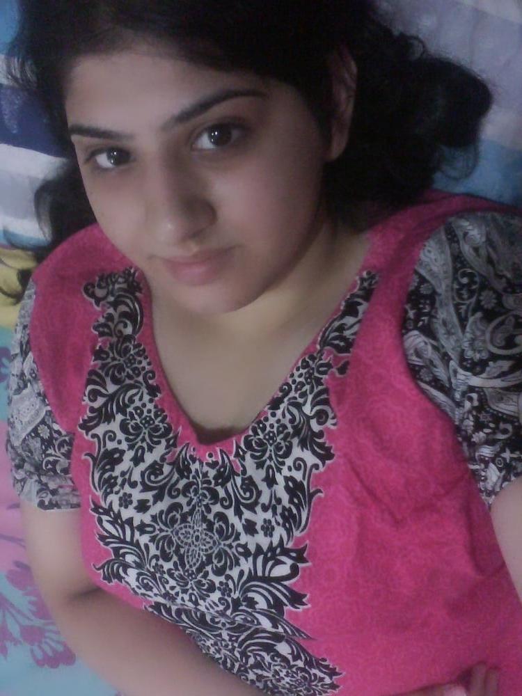 25P My Pakistani Cousin Who I Fuck When I'm Abroad