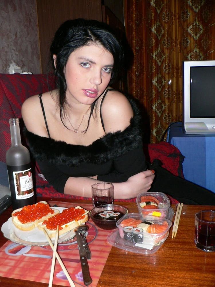 25P Olga's home photos.