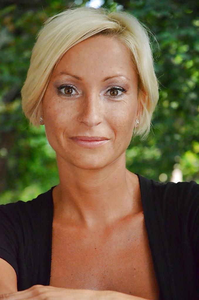 15P Susanne at home
