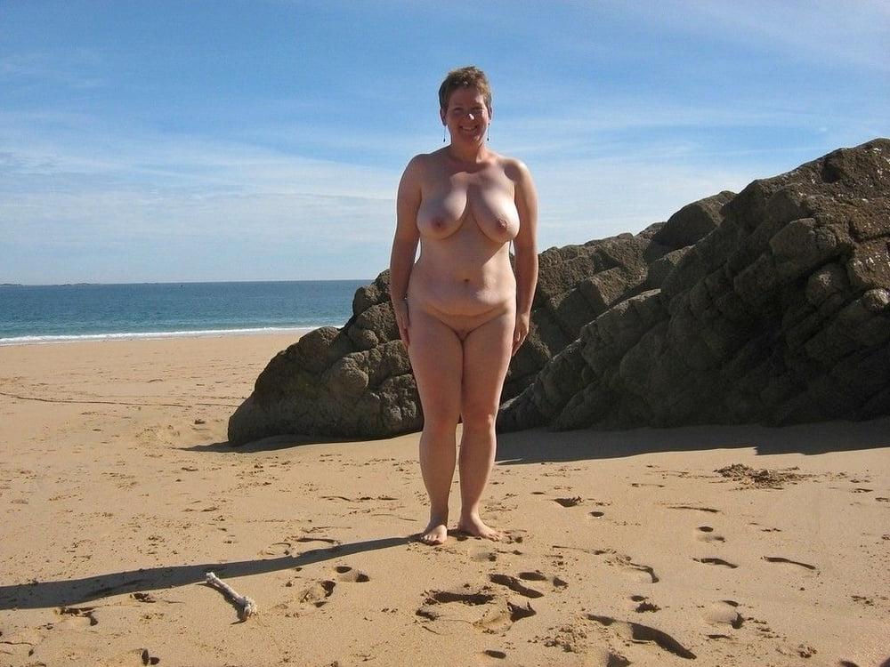 24P NAKED AT HOME 2