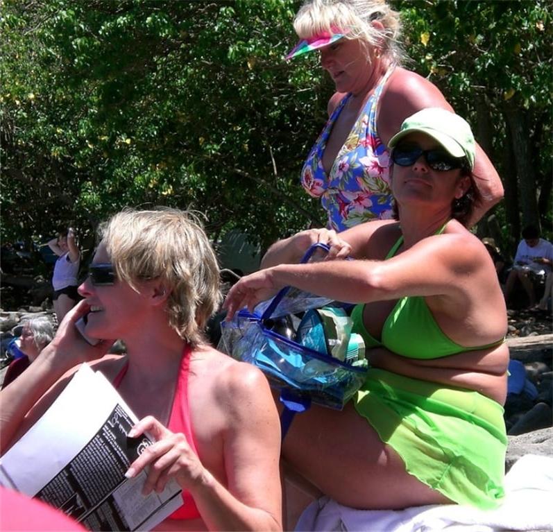 25P Sexy momma's holiday pics
