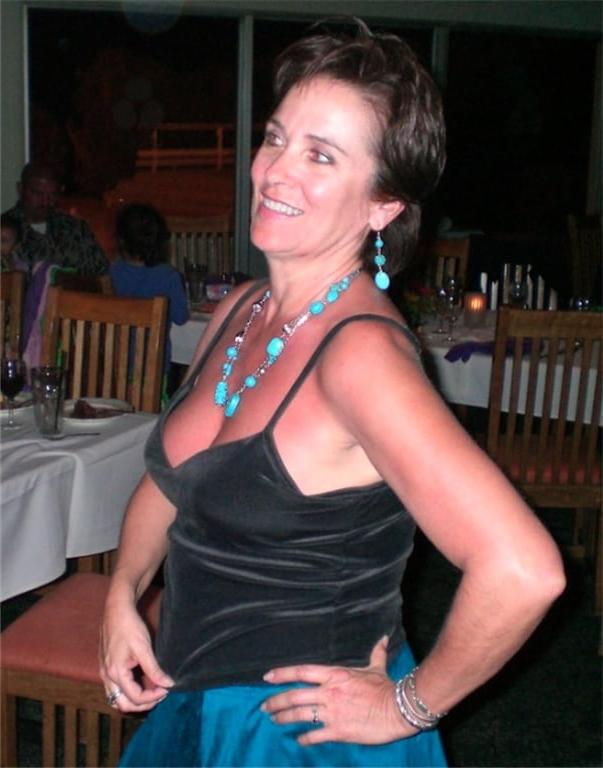 25P Sexy momma's holiday pics