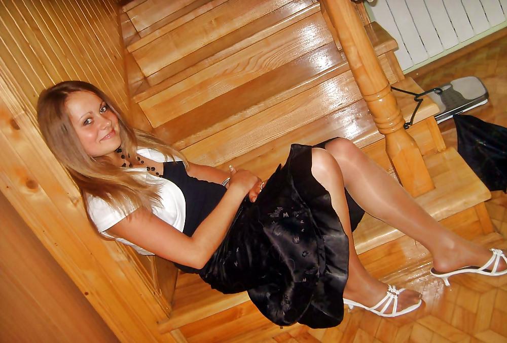 24P Pantyhose girls Part one