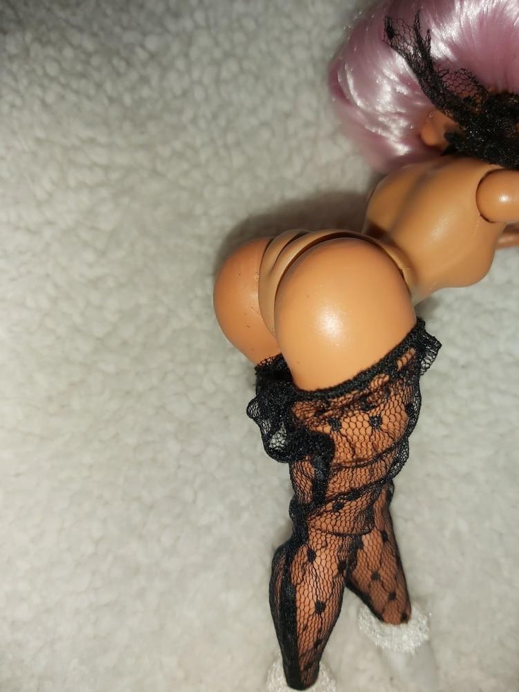 16P 2nd l.o.l. omg doll