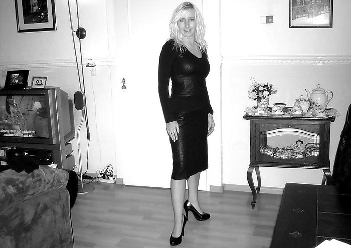 15P Young dutch mother